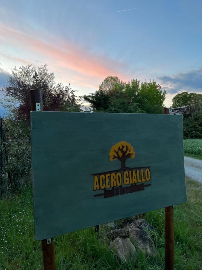 Acero Giallo Parma Buitenkant foto